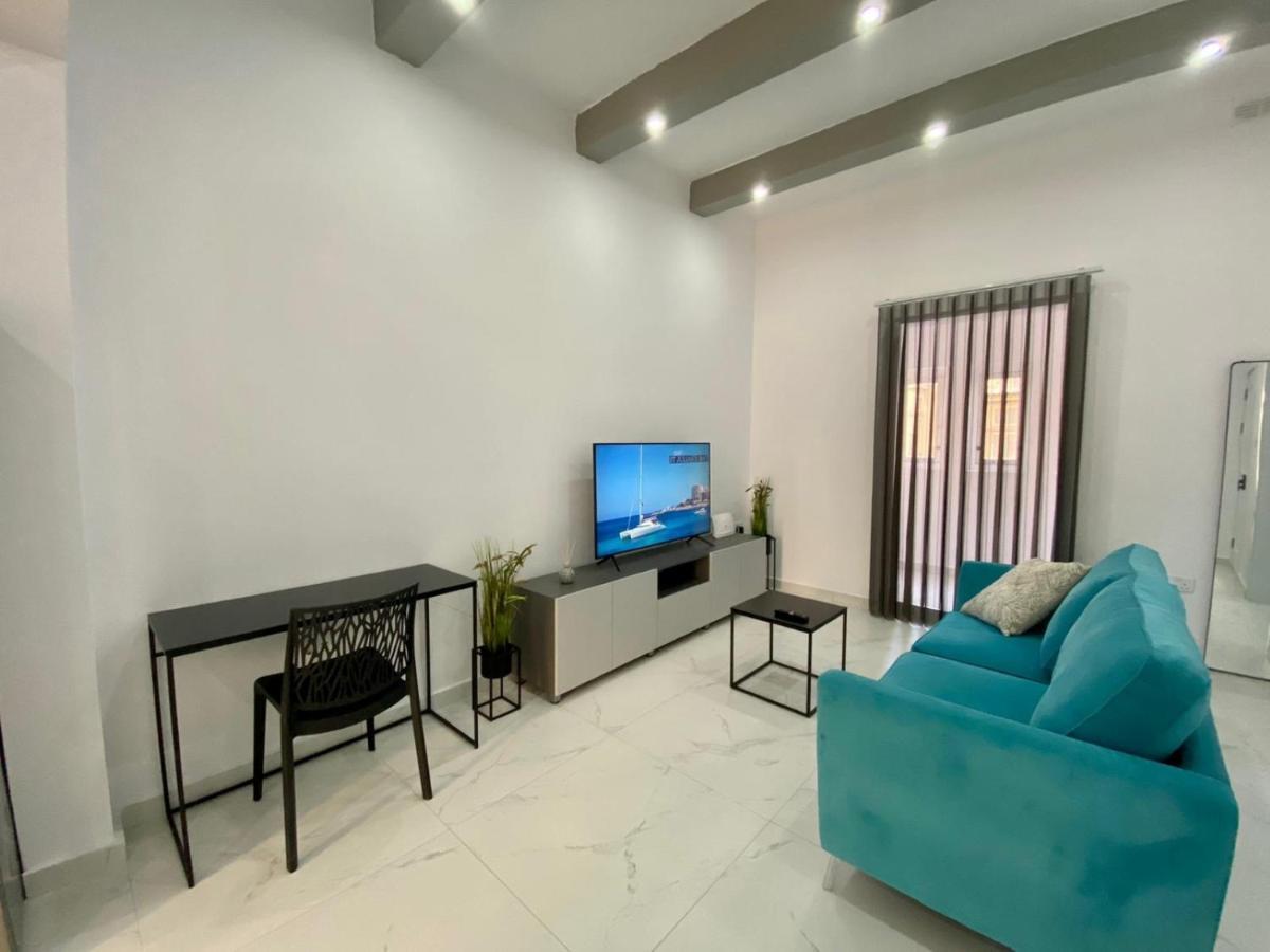 Seaside Apartment In Gzira מראה חיצוני תמונה